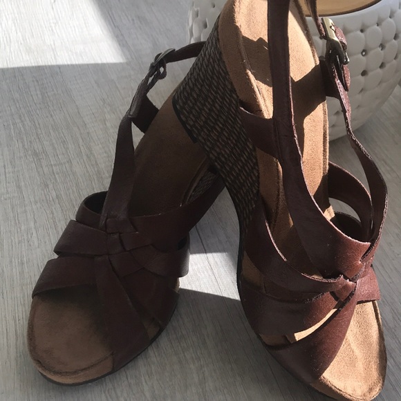 Wedges - Picture 2 of 8